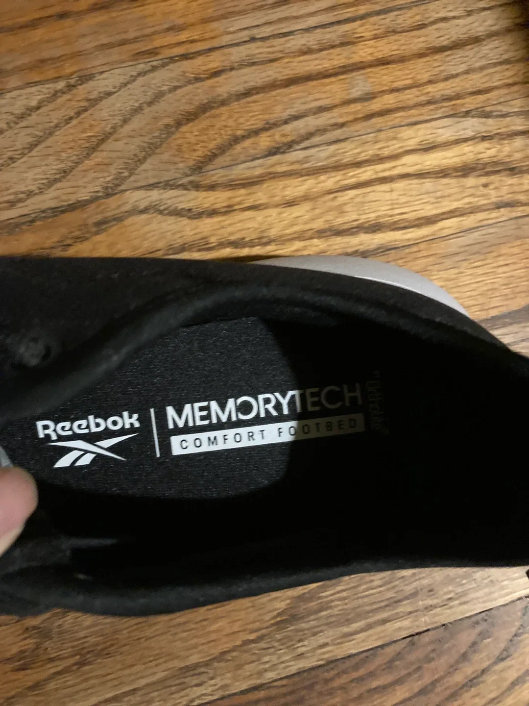 Brand new Reebok 8.5 Men’s image indicator(3)