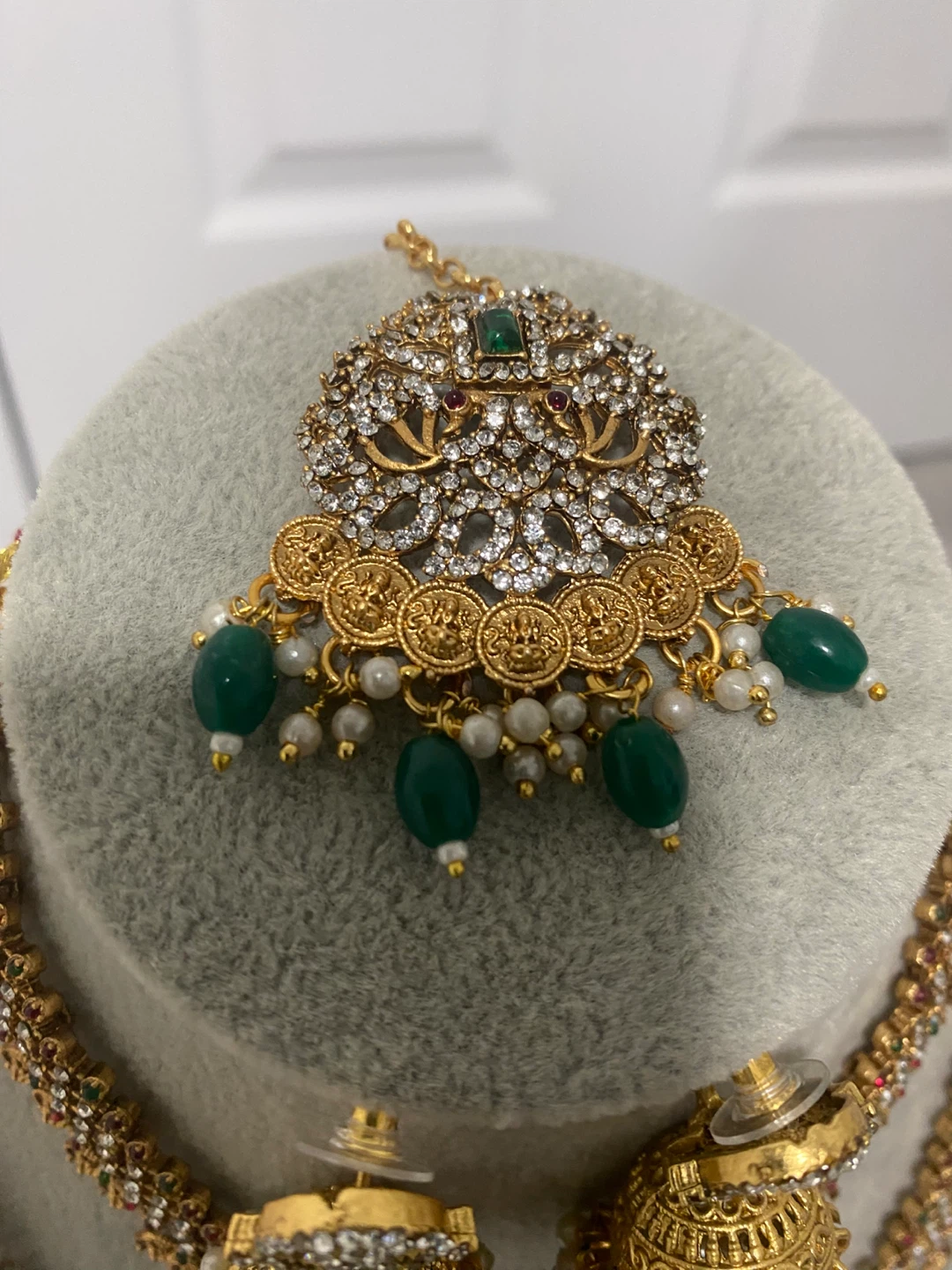 Gold Indian Jewelry Set - photo 4