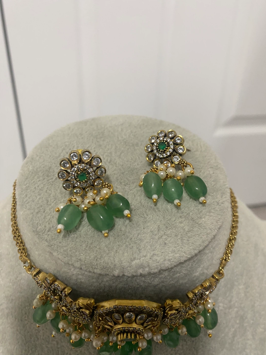Necklace & Earrings Set - Green Jade & Gold - photo 3