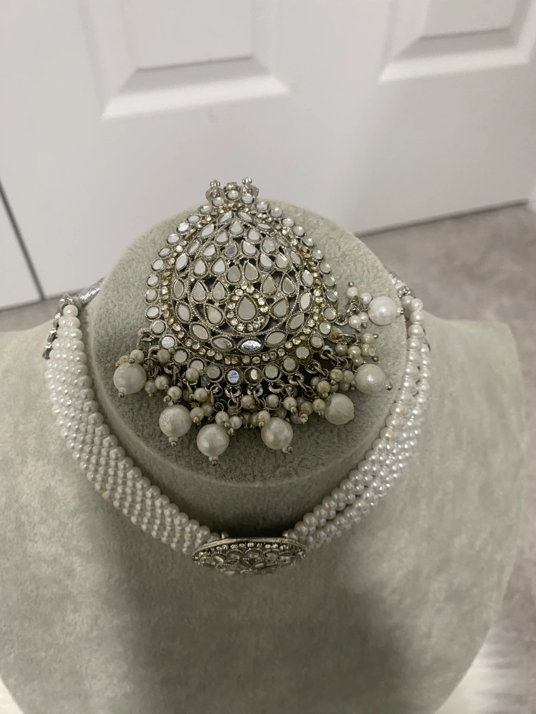 Pearl Choker Necklace & Earring Set - photo 4