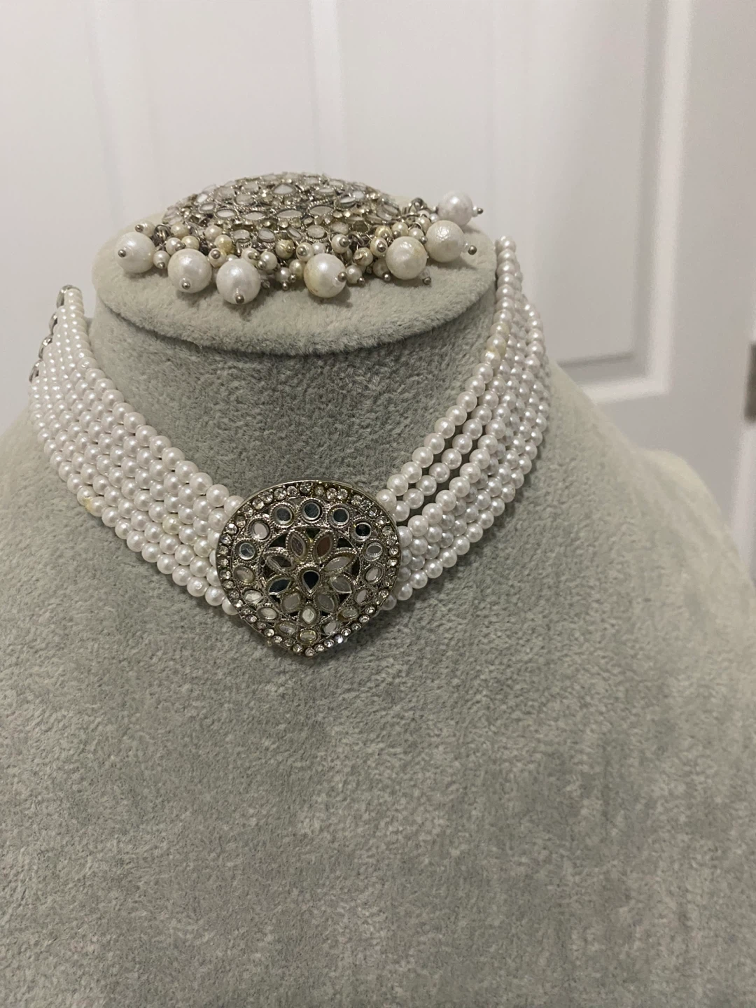 Pearl Choker Necklace & Earring Set - photo 3