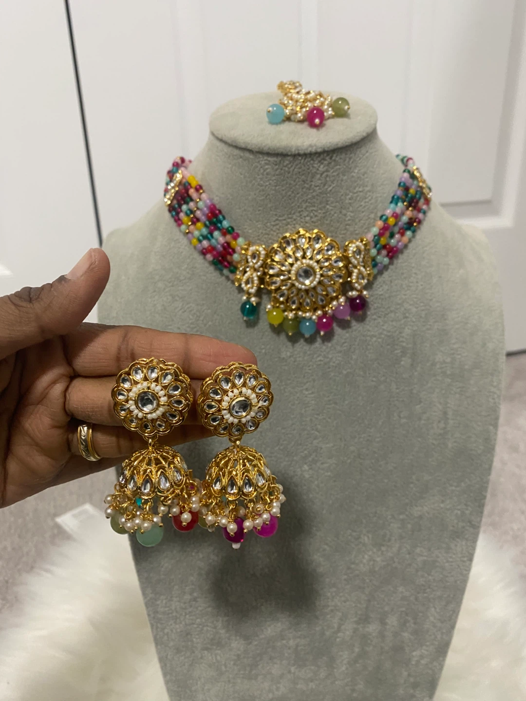 Jewellery Set - Necklace, Earrings, Tikka