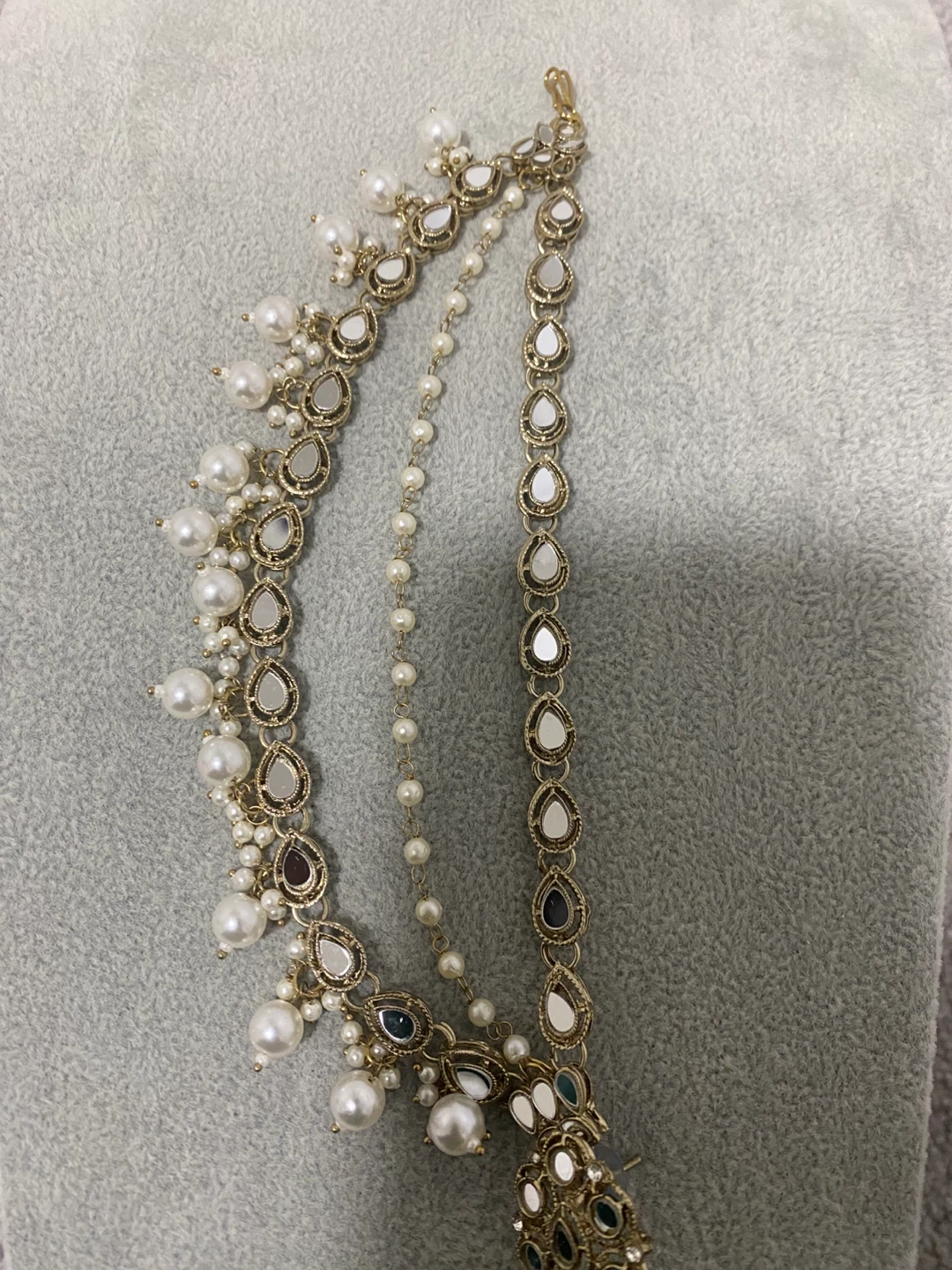 Indian/Pakistani Jewelry Set