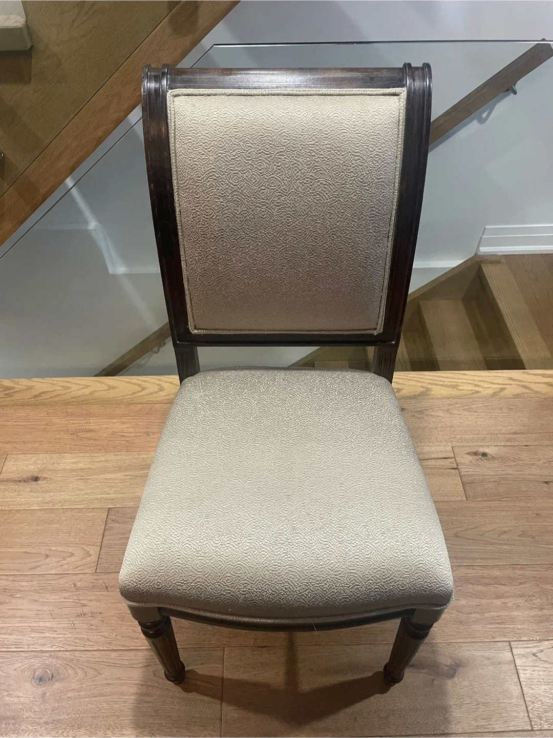 6 solid oak chairs