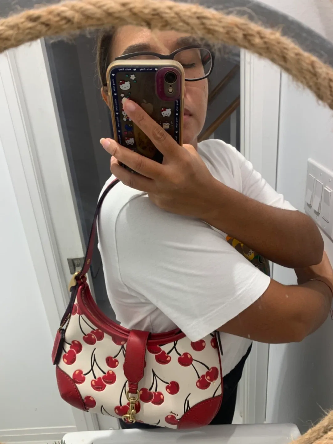 🍒 NWT Coach Cherry Hampton Hobo & Matching Cardholder 🍒 image indicator(5)