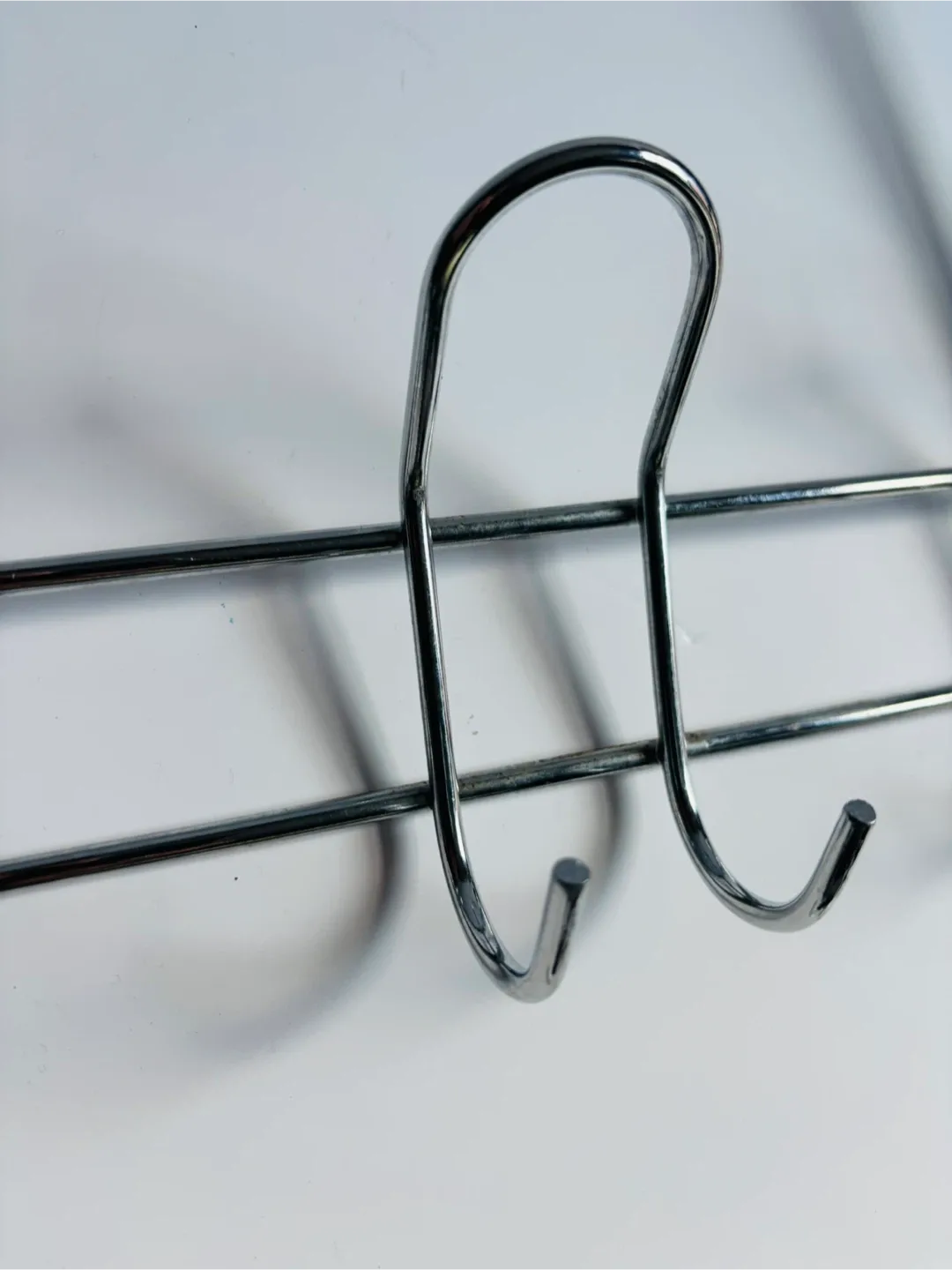 Chrome Over-the-Door Hook Rack - 5 Hooks image indicator(7)