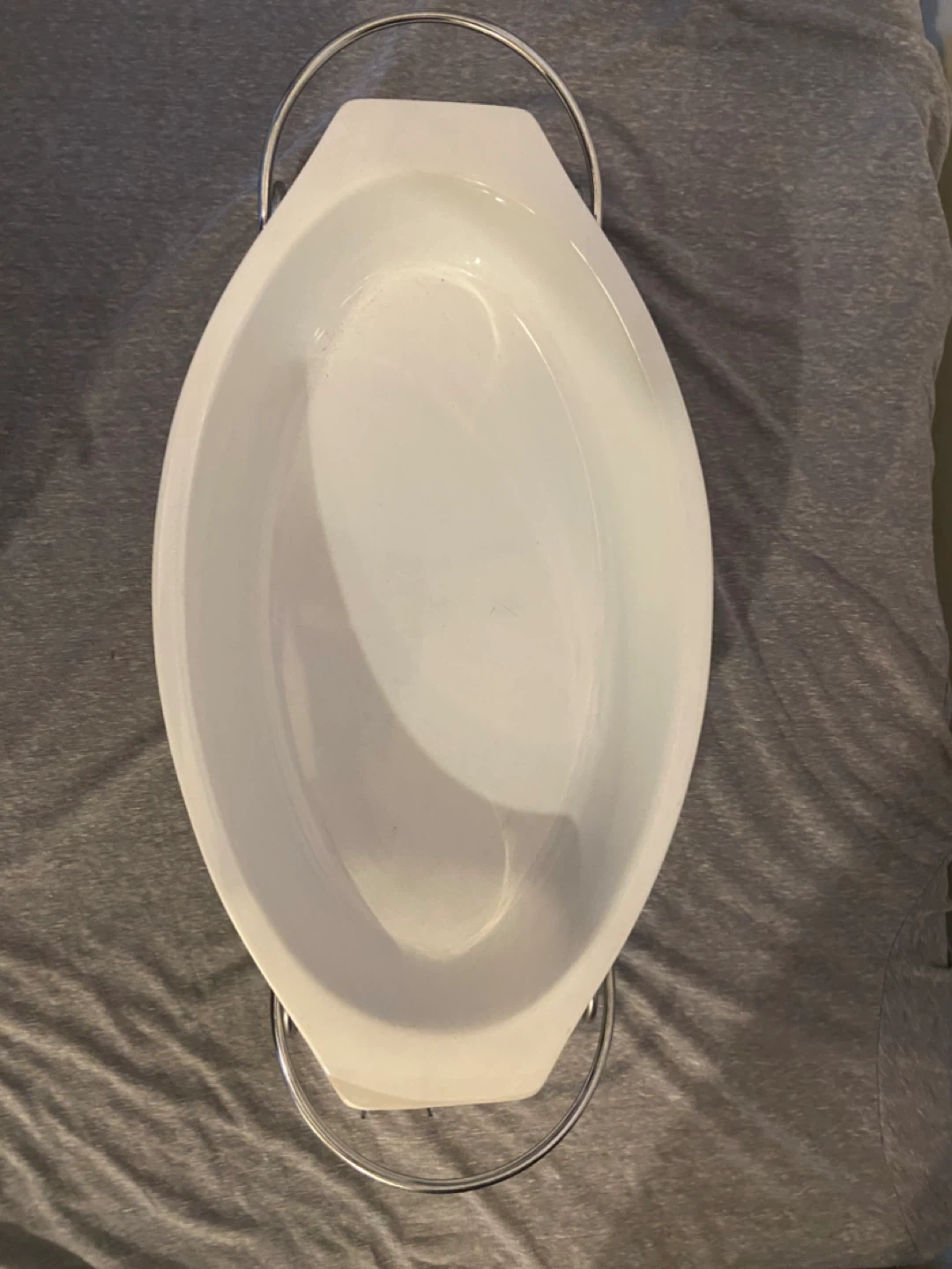 White Oval Baking Dish with Metal Stand