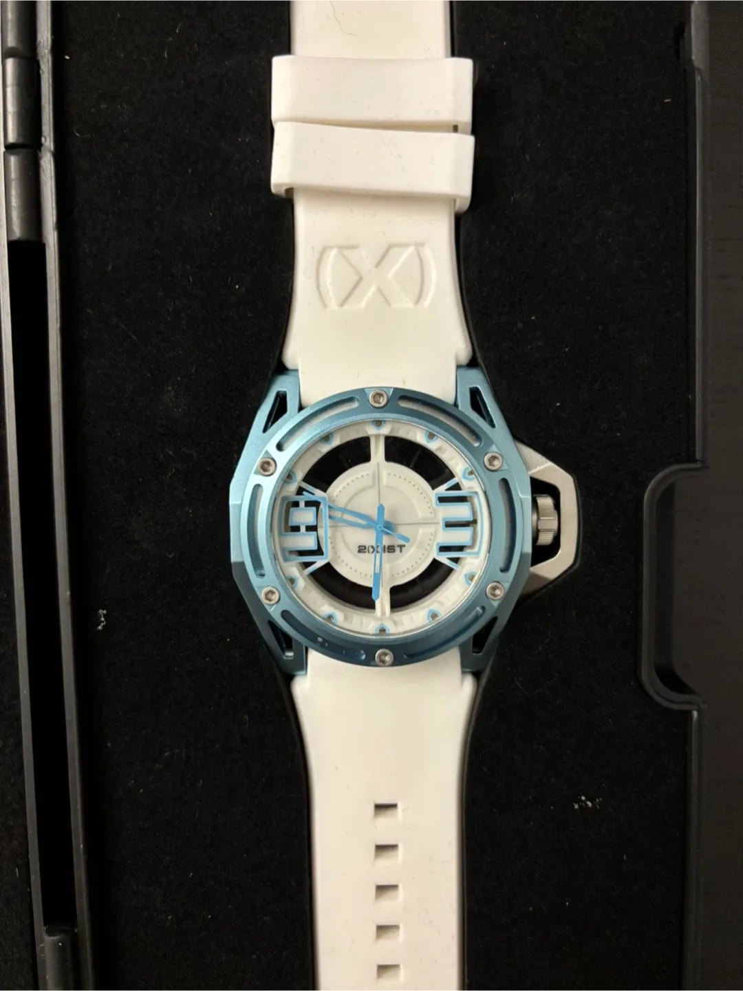 2(X)IST White and Baby Blue Watch thumbnail