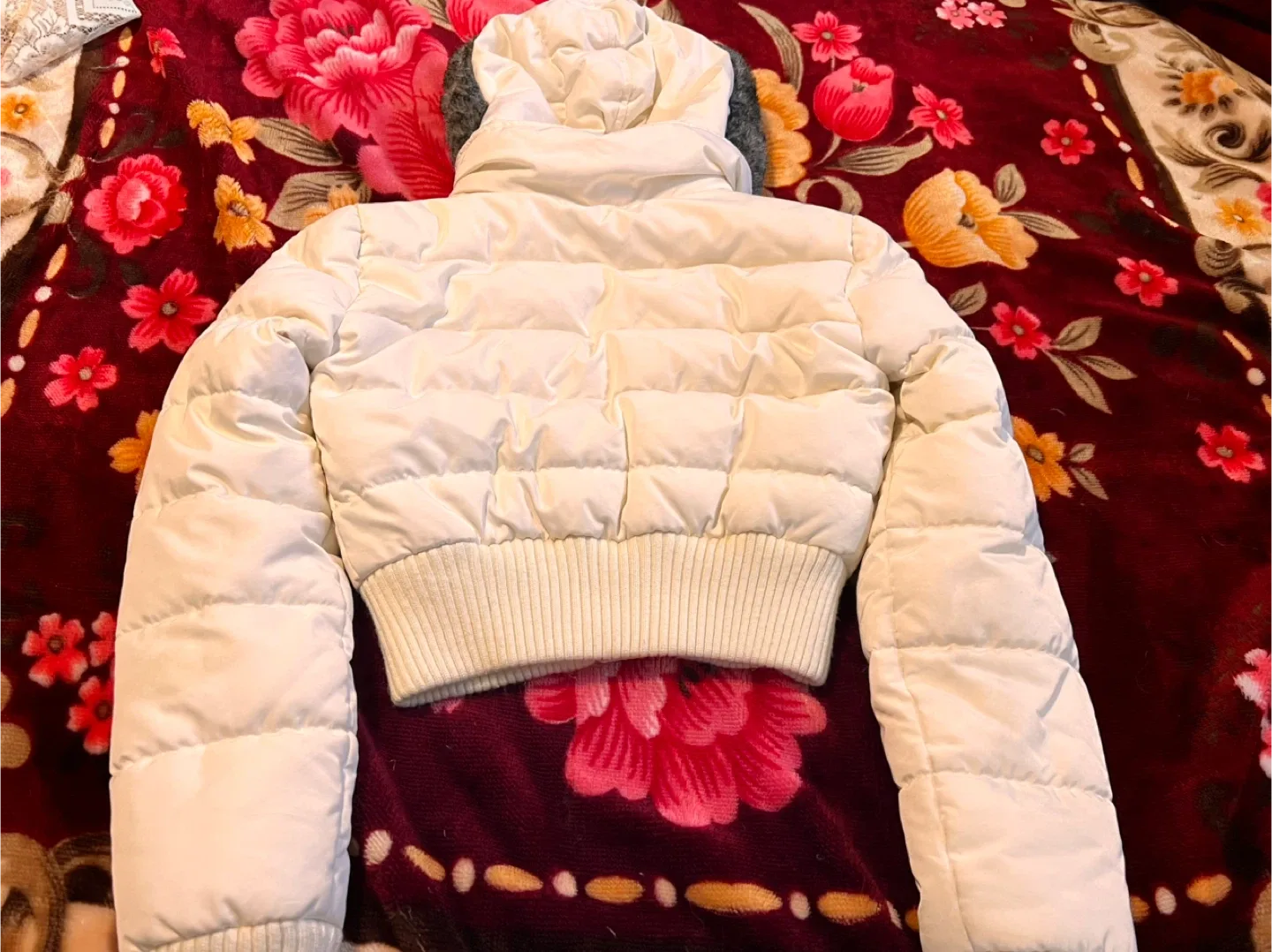 Cropped Jacket - Guess - Size S image indicator(3)