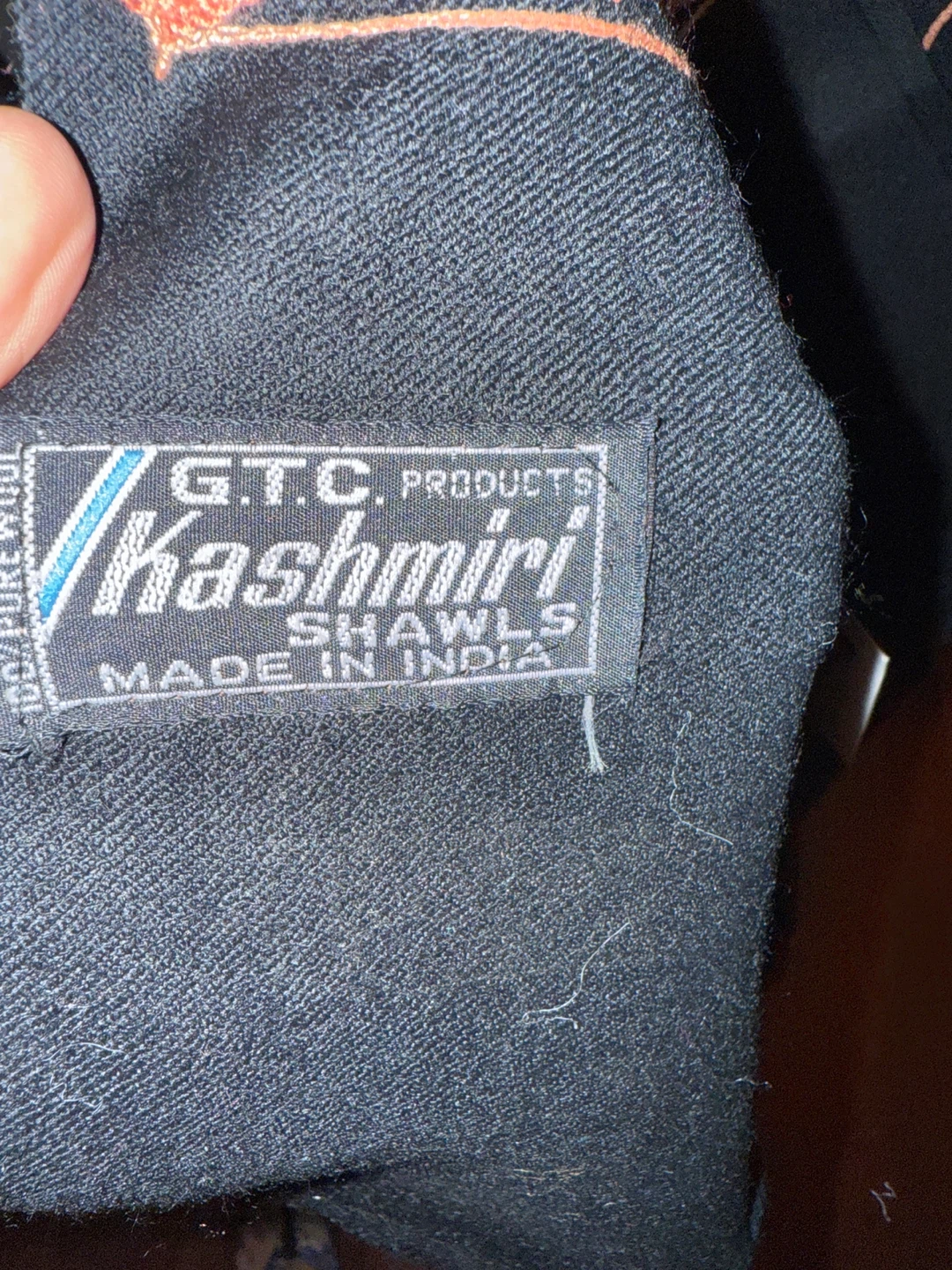 G.T.C. Kashmiri Shawl - Black with Floral Embroidery - photo 2