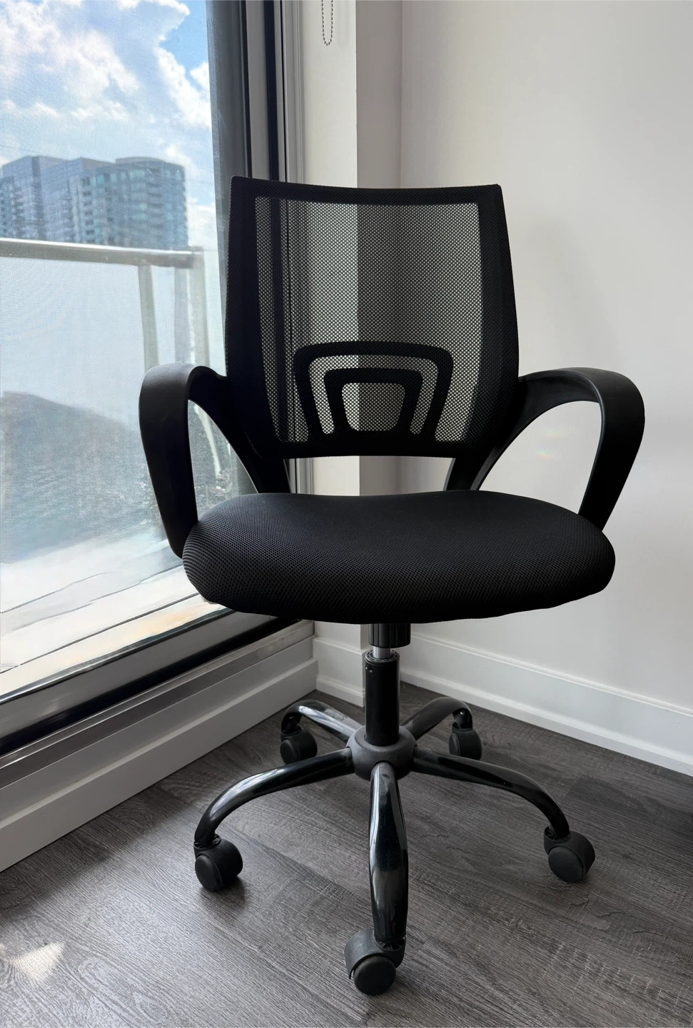 Black Mesh Office Chair
