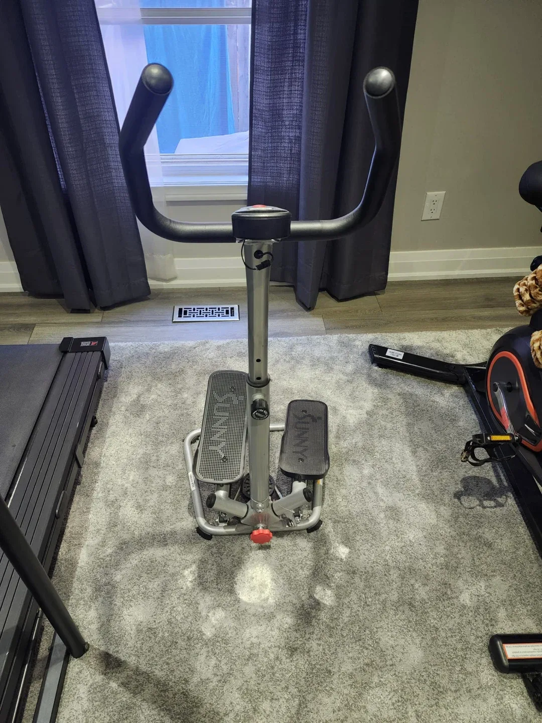 Sunny Health & Fitness Stair Stepper Machine w Handlebar image indicator(3)