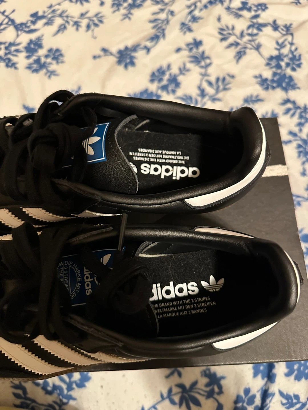 Adidas Samba Black Shoes, Size 8 - photo 5