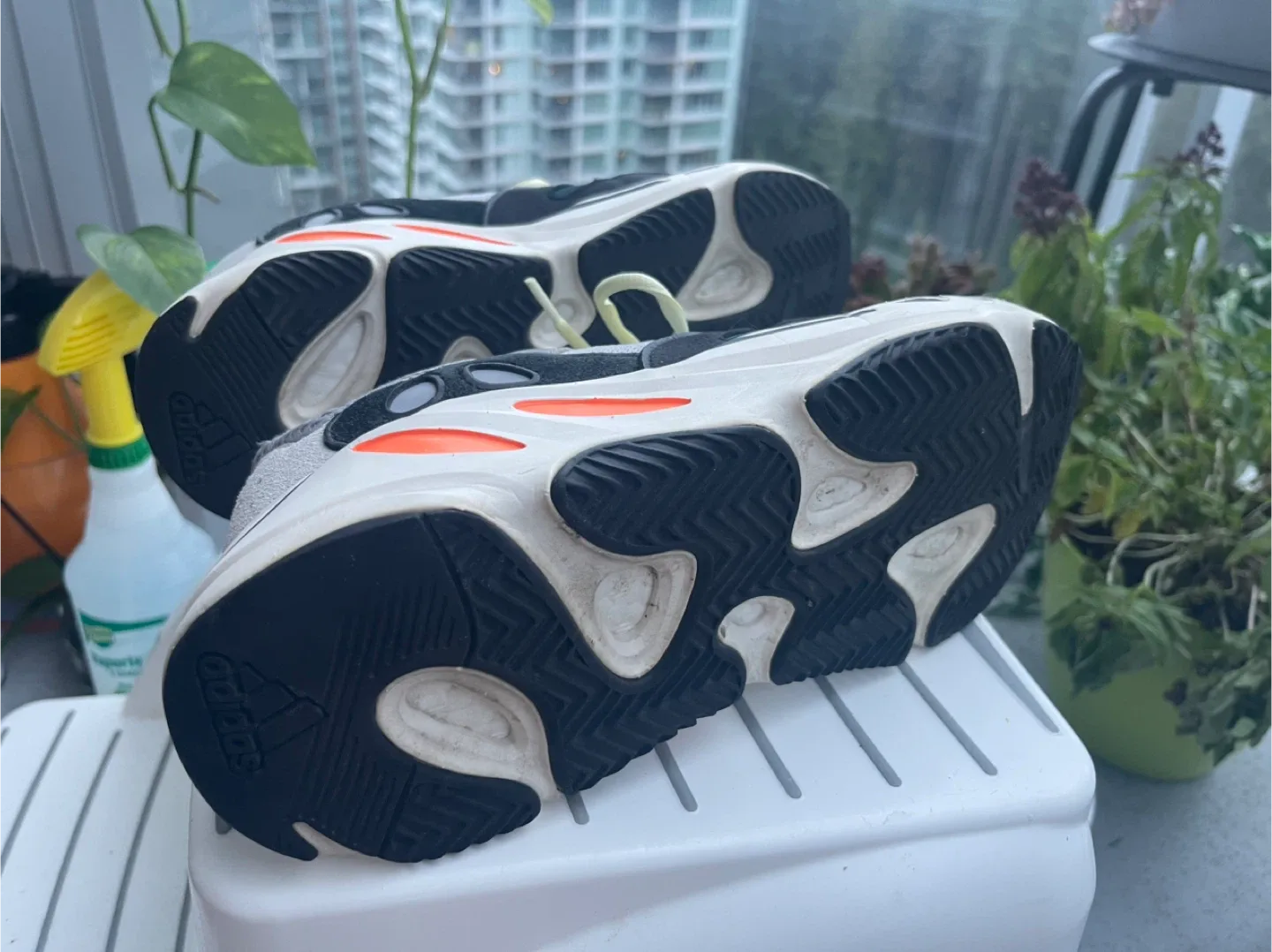 Adidas Yeezy Boost 700 Wave Runner 10 image indicator(4)