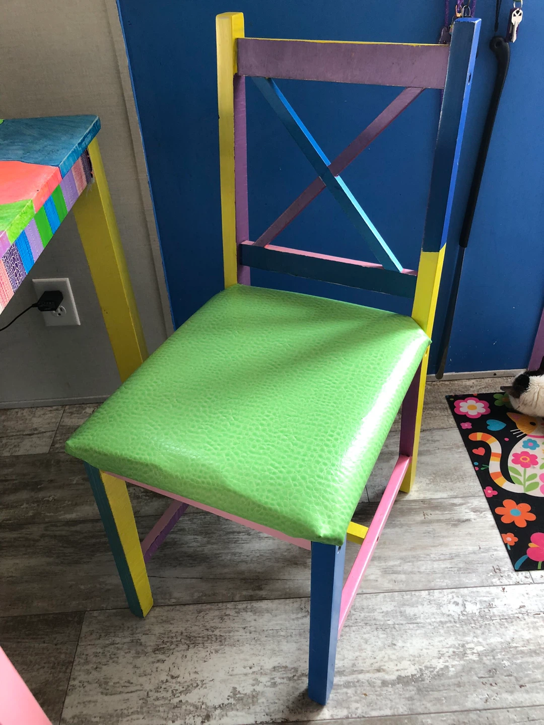 Table & Chair Set - photo 4