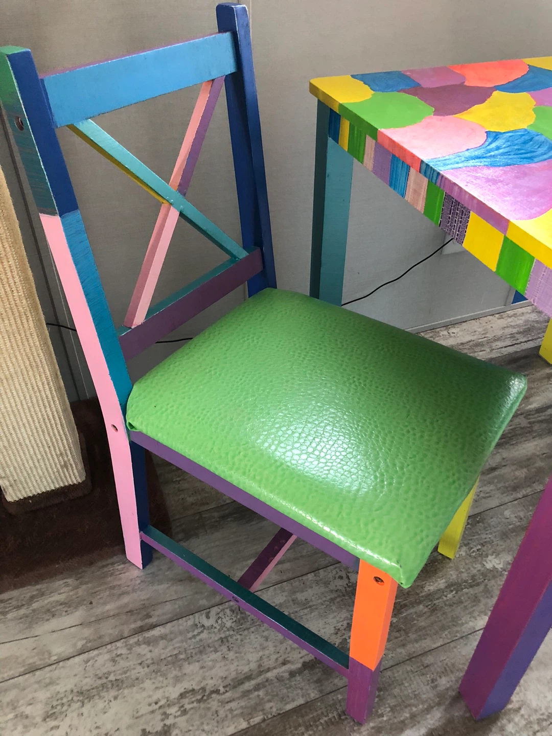 Table & Chair Set - photo 3