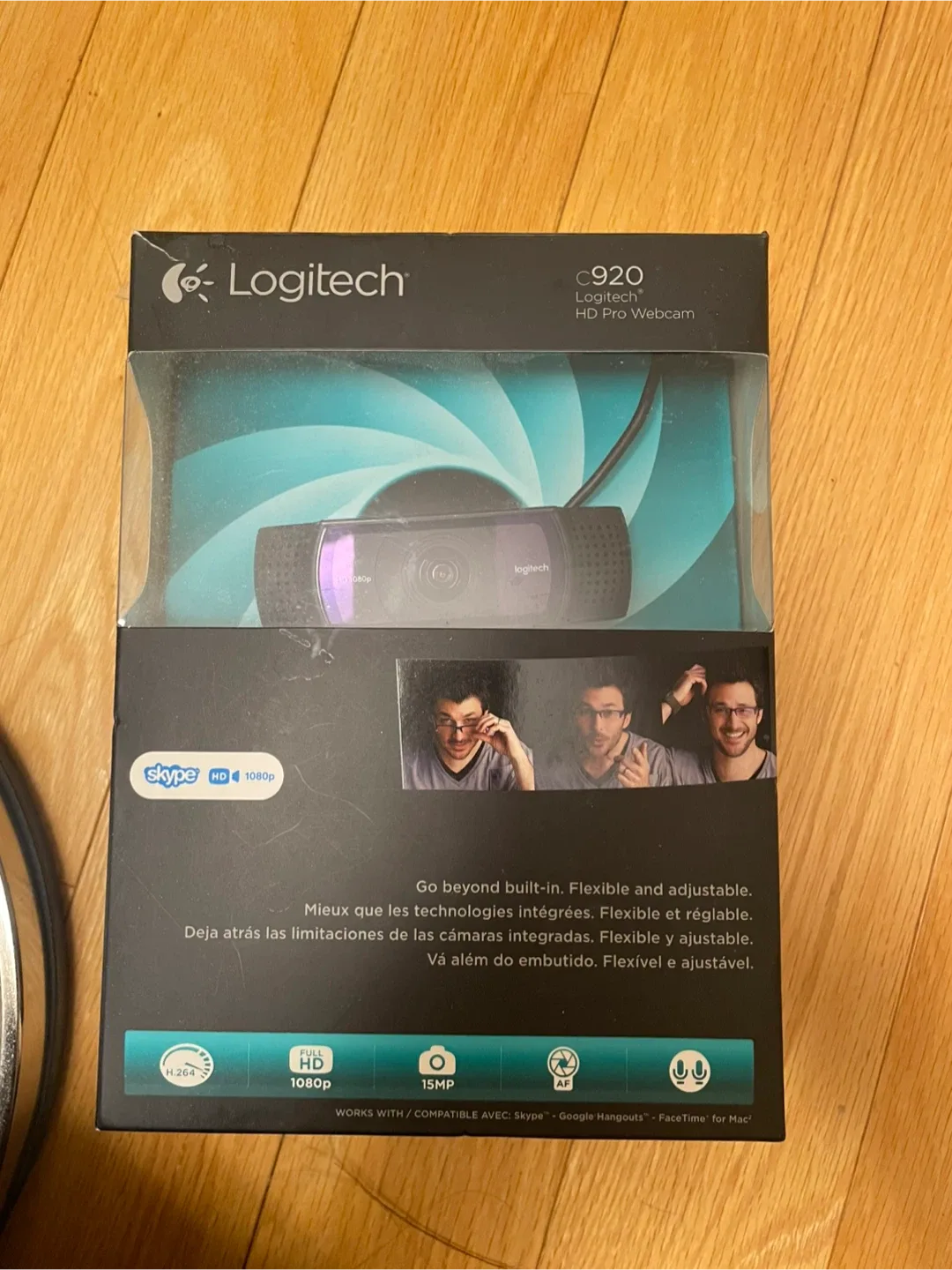Logitech C920 HD Pro Webcam - Like New! thumbnail