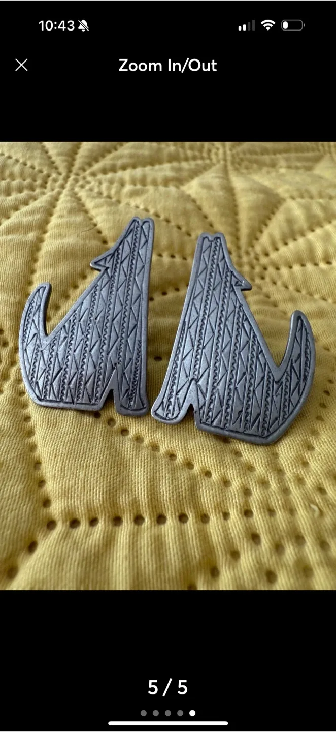 Vintage 1988 JJ Wolf Earrings thumbnail