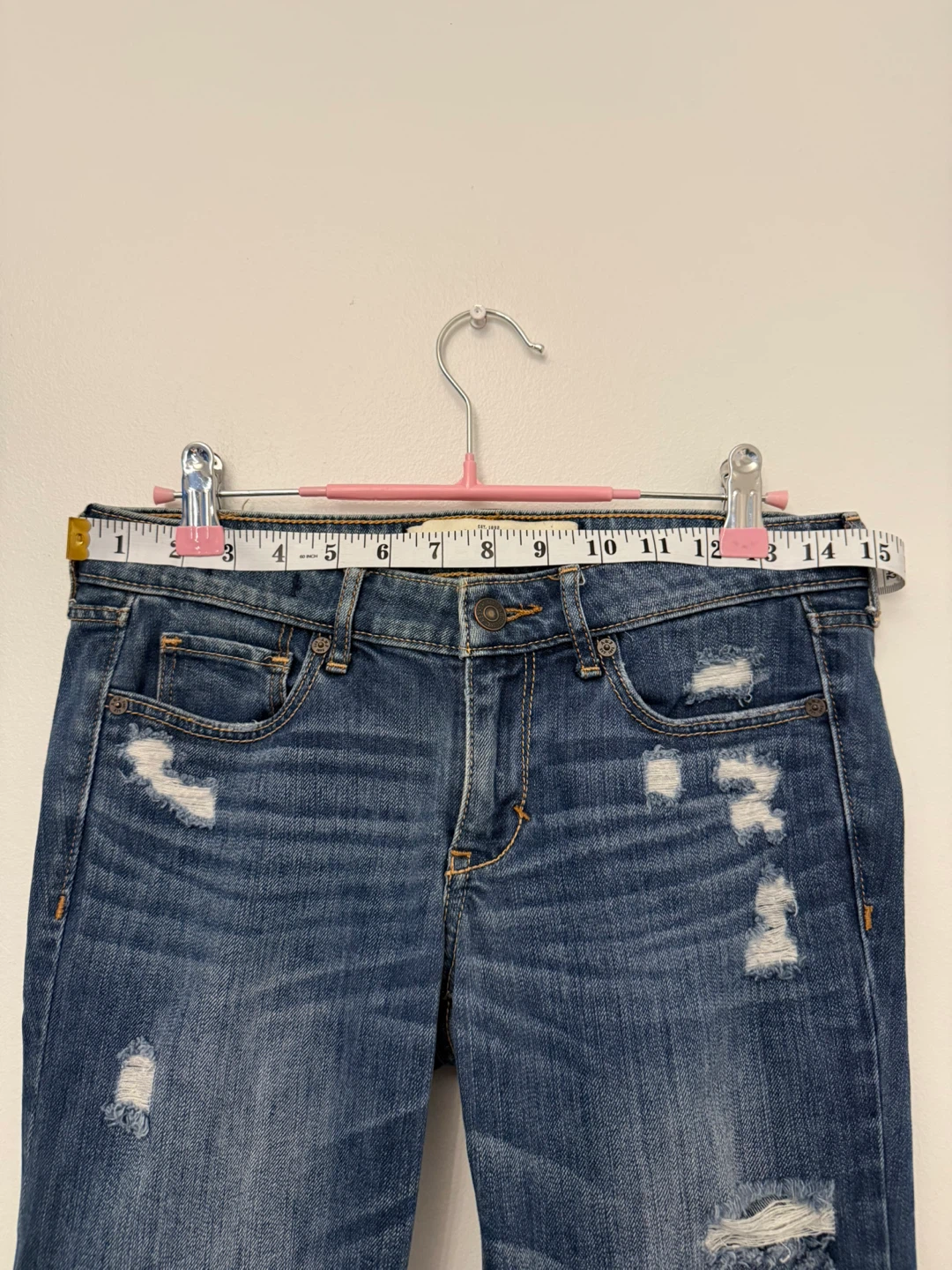 Abercrombie & Fitch Distressed Jeans - Size 26 - photo 5