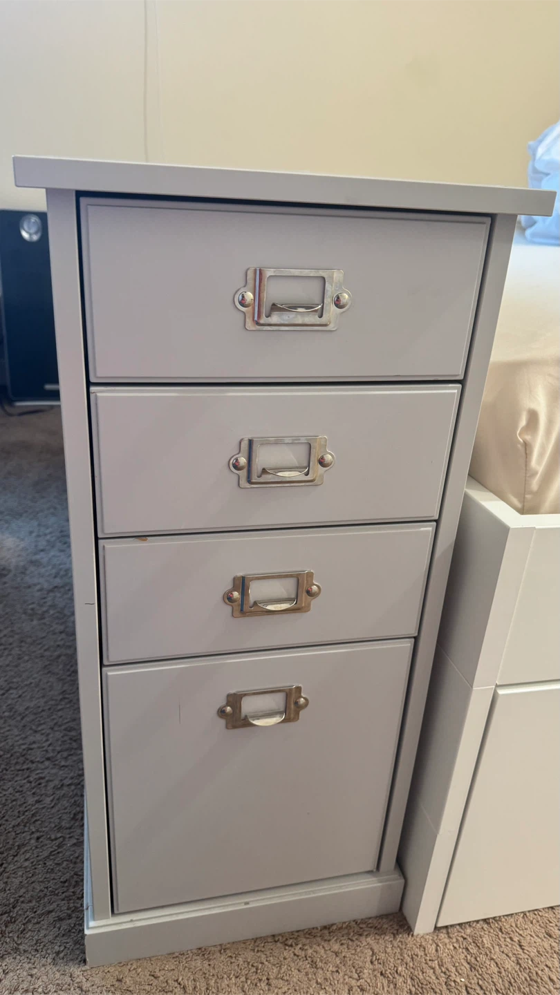 Grey 4-Drawer Dresser
