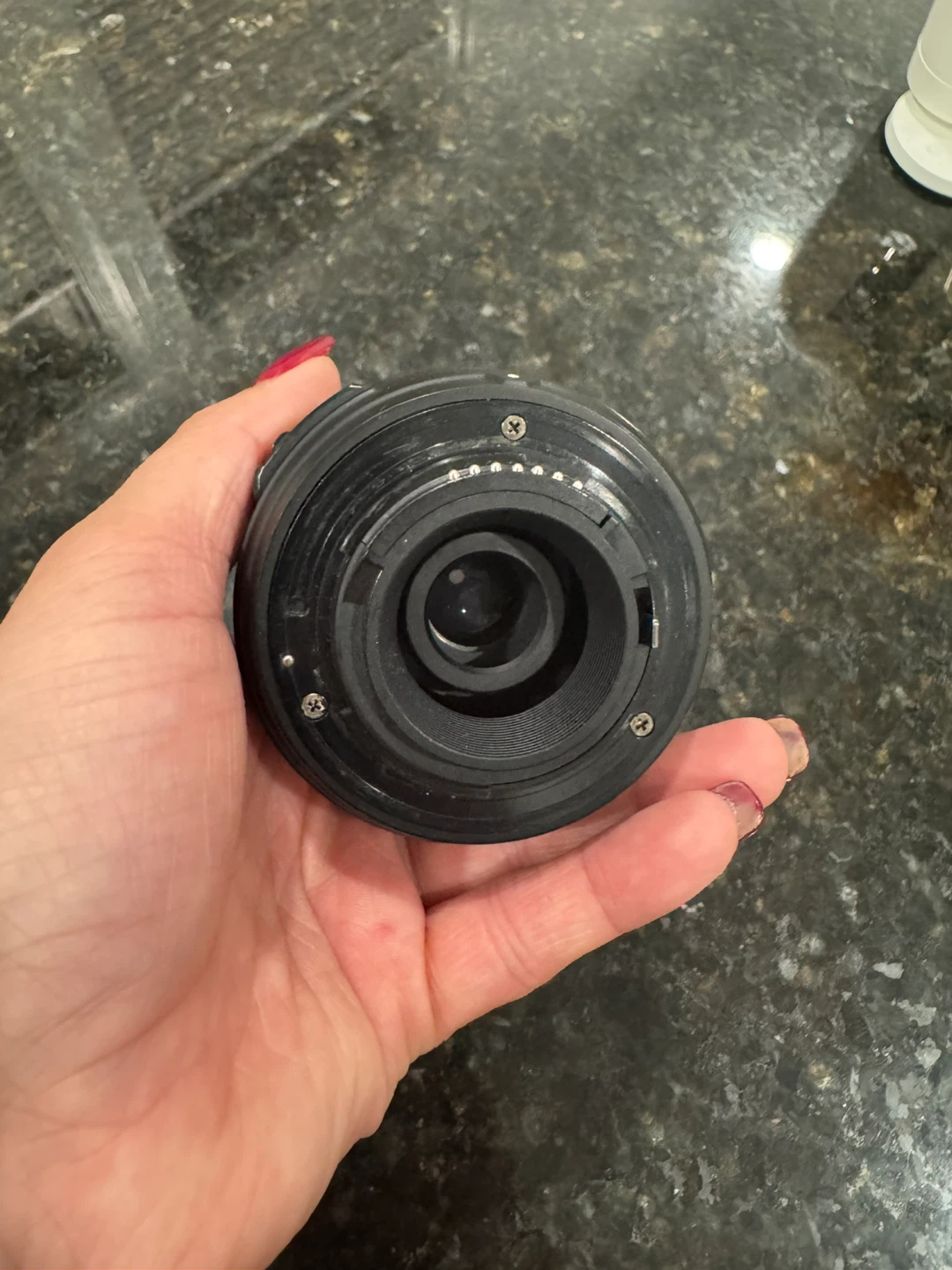 Nikon AF-S DX Nikkor 18-55mm f/3.5-5.6G ED Lens - photo 4