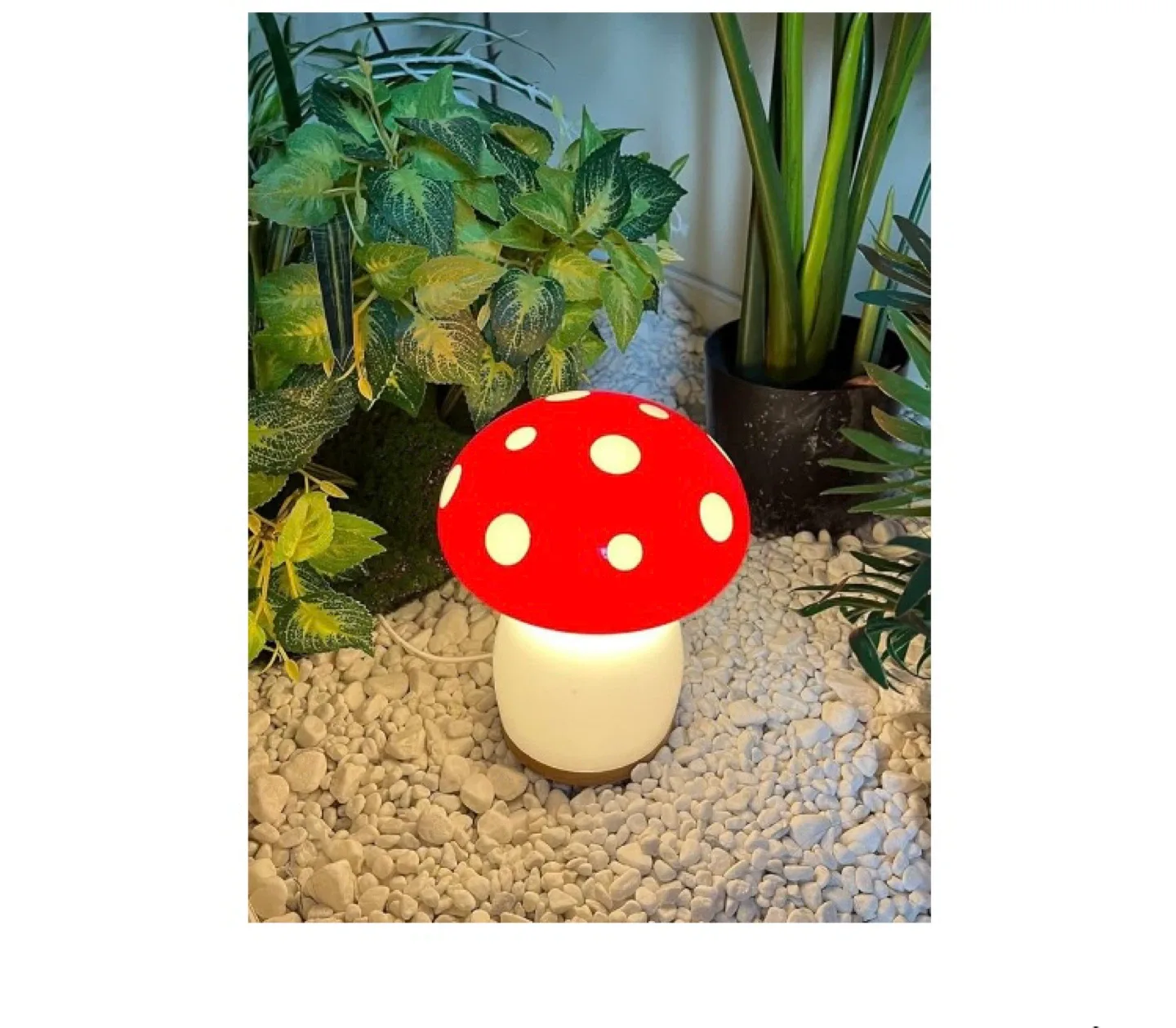 Mushroom Lamp - Exclusive Design - Red & White image indicator(3)