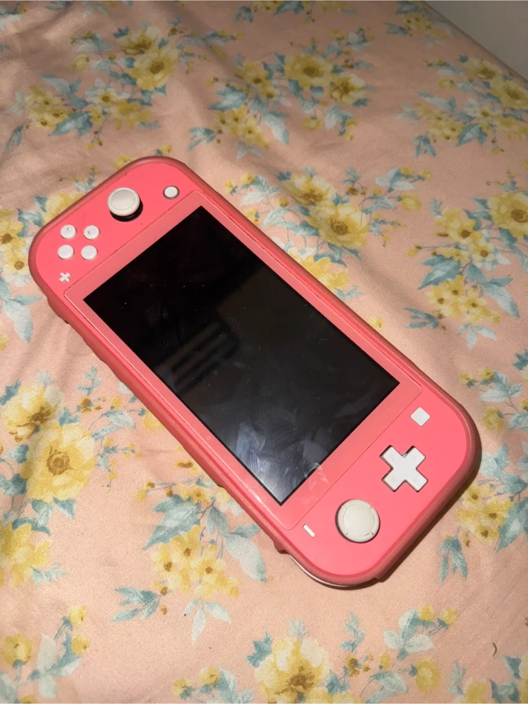 Nintendo Switch Lite Coral