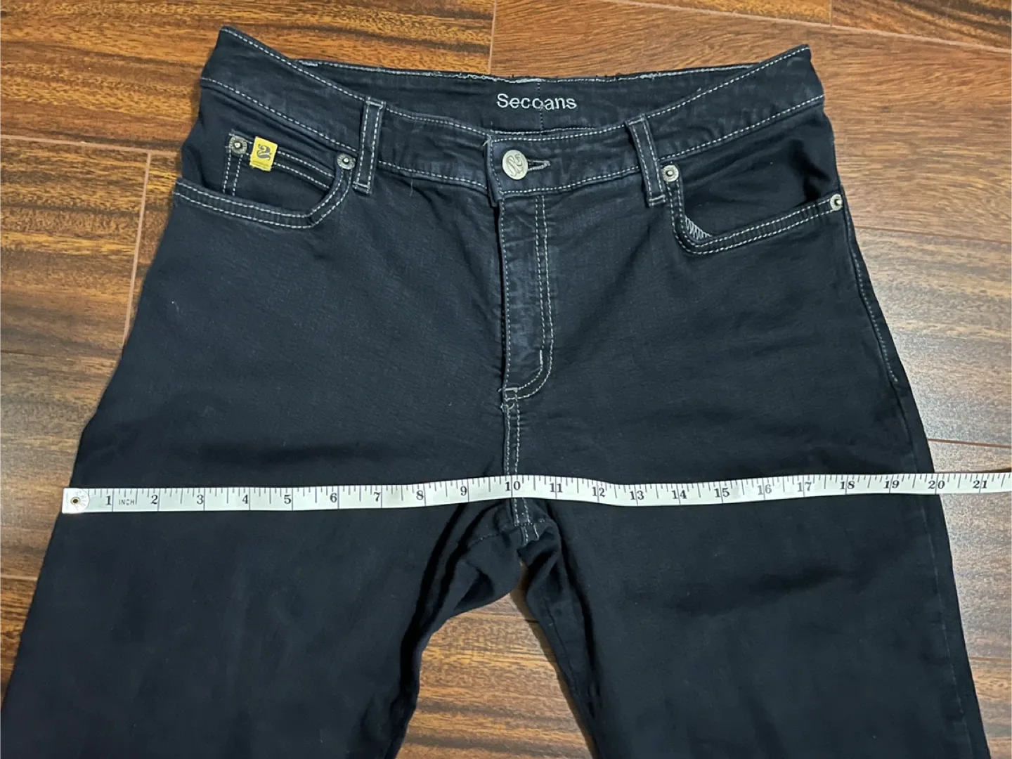 Second Yoga women’s 30 skinny jeans, dark indigo wash image indicator(4)