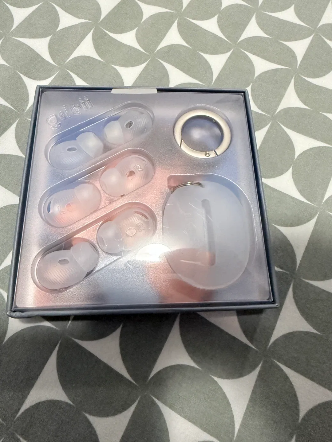 gcioii A09C Earbuds - New in Box thumbnail