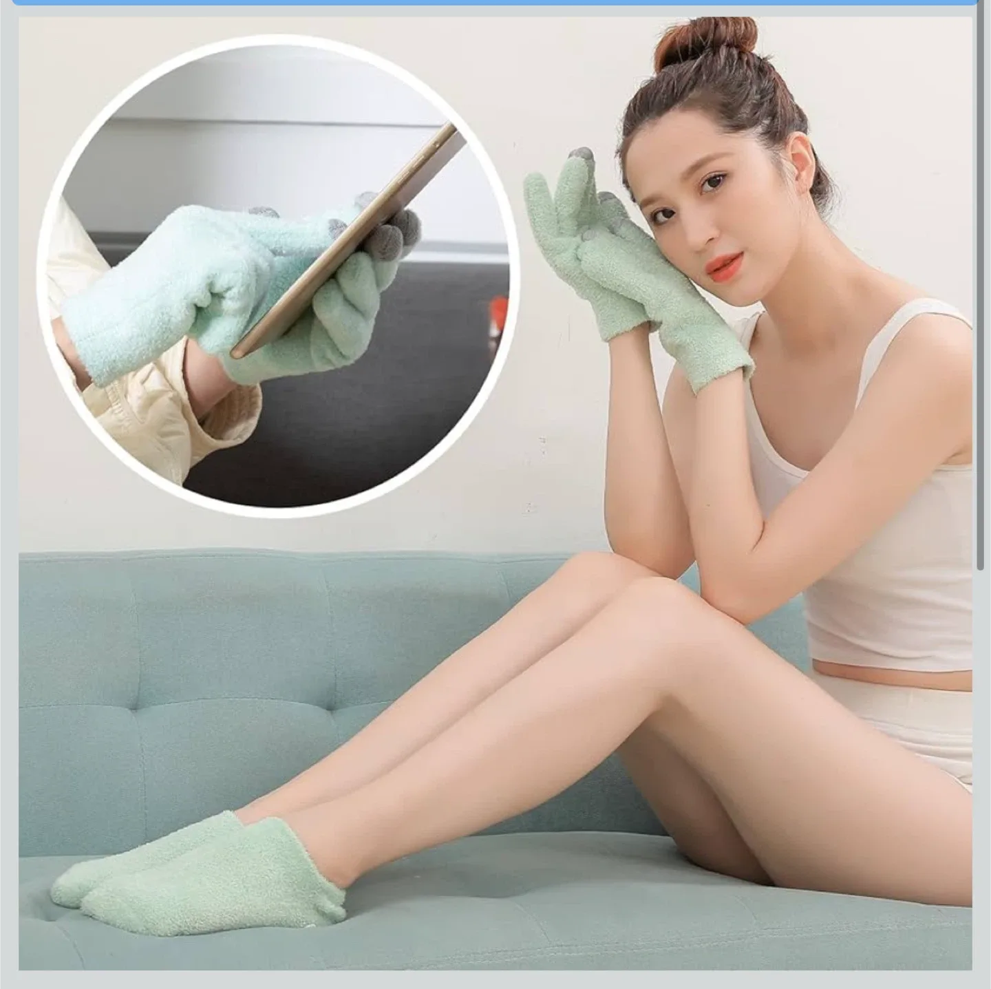 Moisturizing Gloves & Socks Set image indicator(2)