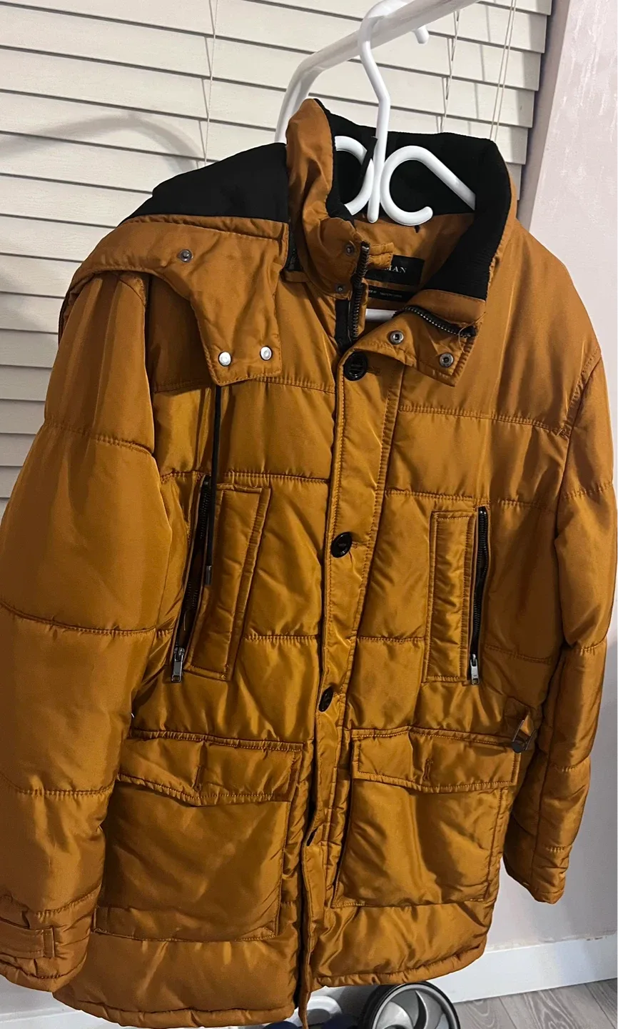 Zara Man Puffer Jacket - Size M image indicator(3)