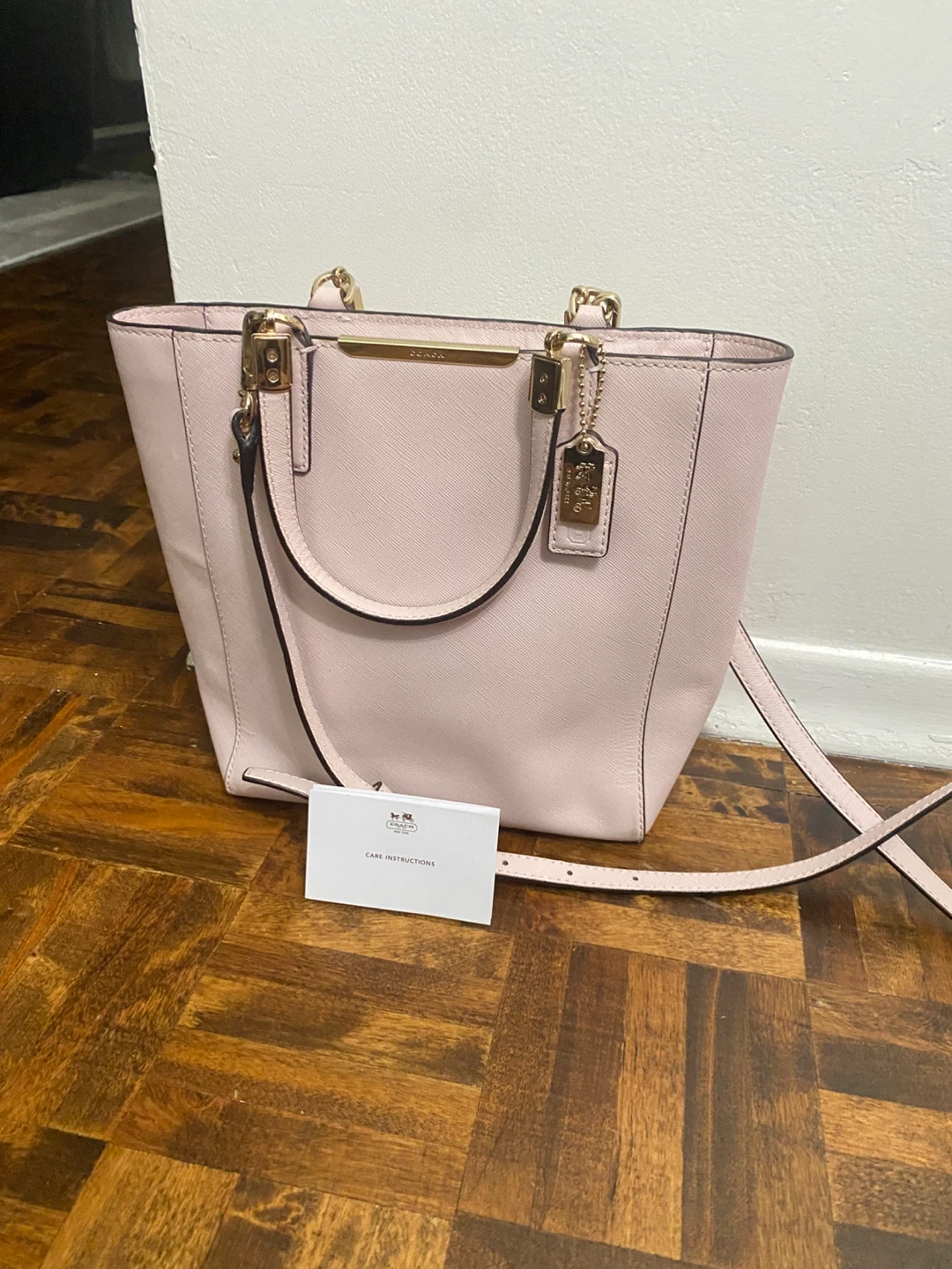Coach A1420-29001 Pink Handbag