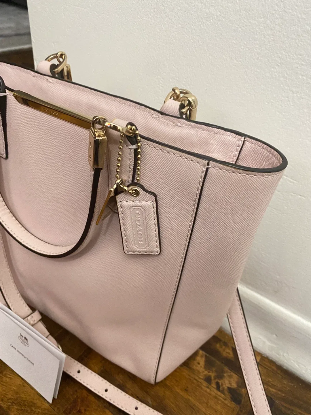 Coach A1420-29001 Pink Handbag image indicator(4)