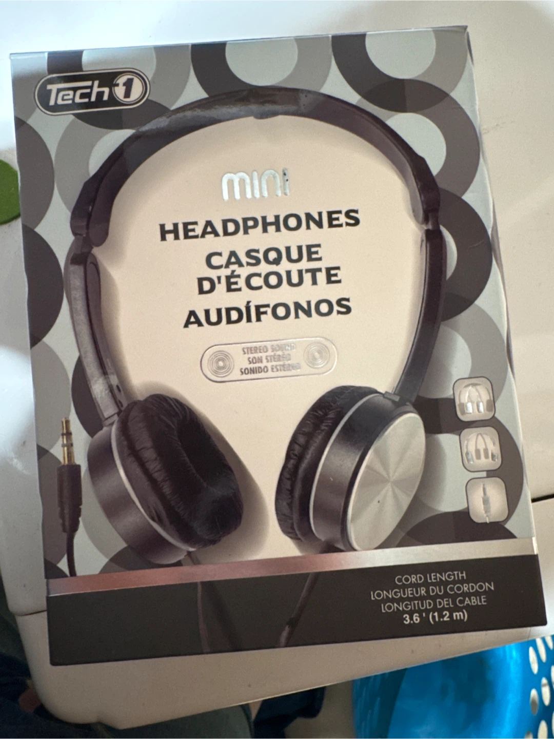 Tech 1 Mini Headphones 🥕