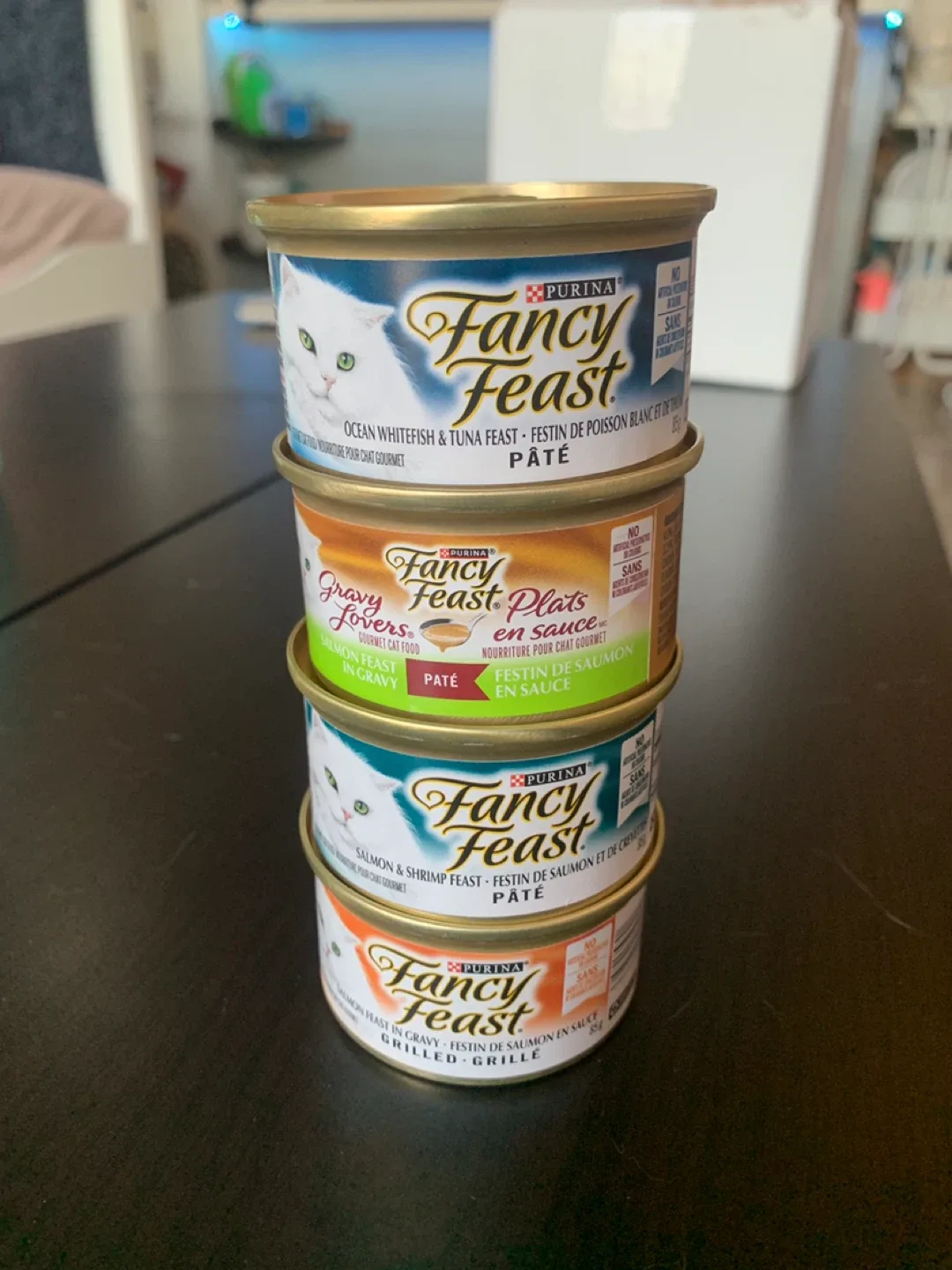 ‼️MOVING SALE‼️ Fancy Feast Cat Food - Assorted thumbnail