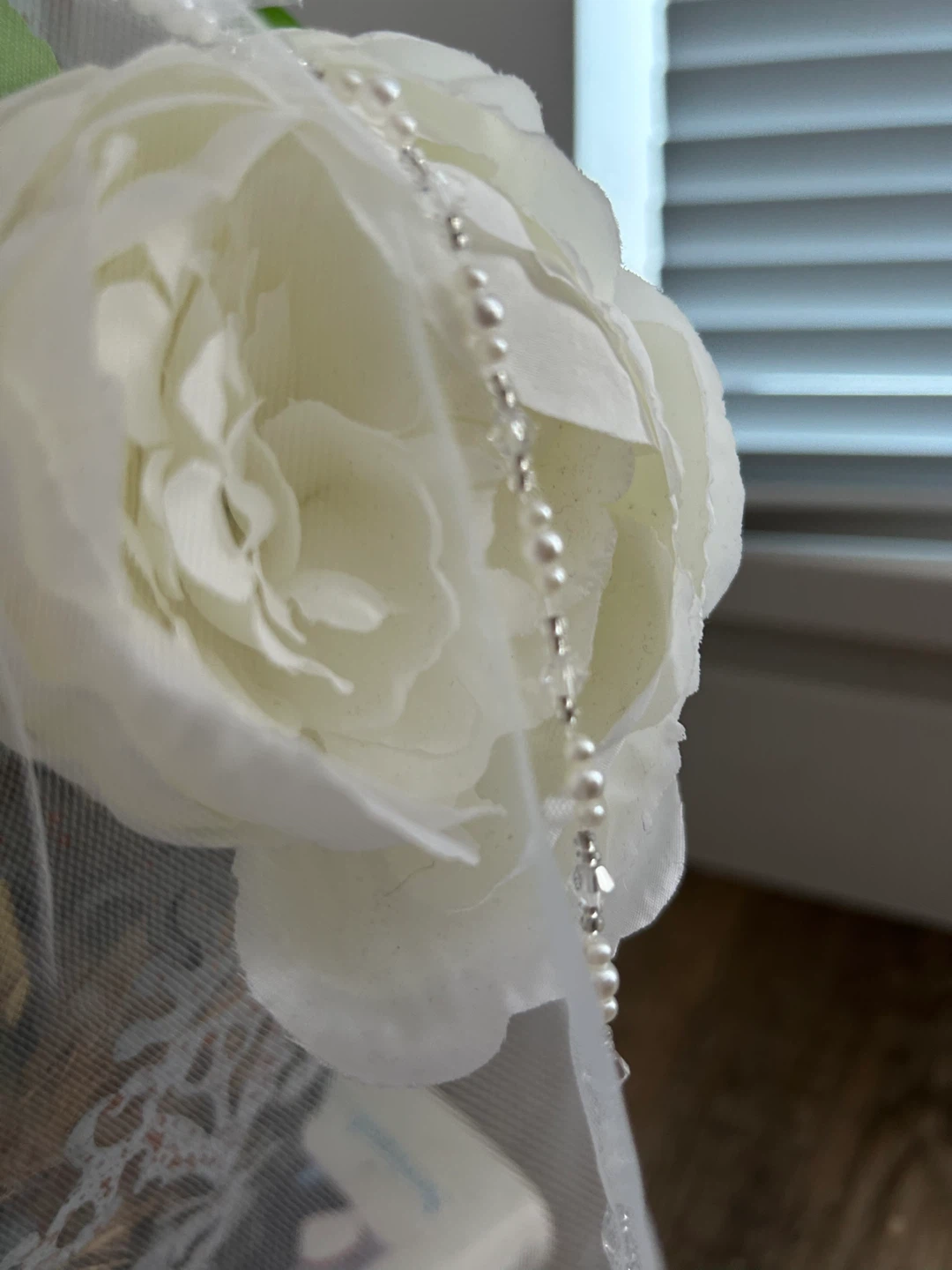 Wedding Veil - White with Pearl Detail - photo 2