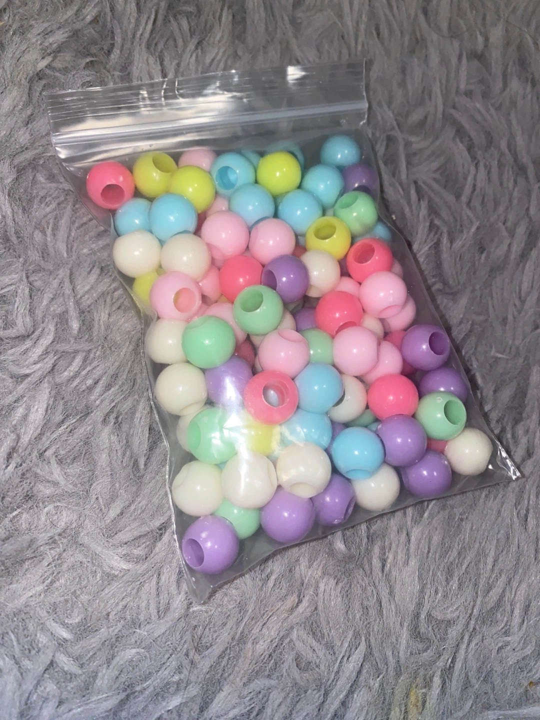New Craft Beads - Assorted Colours - 101 pcs - photo 2