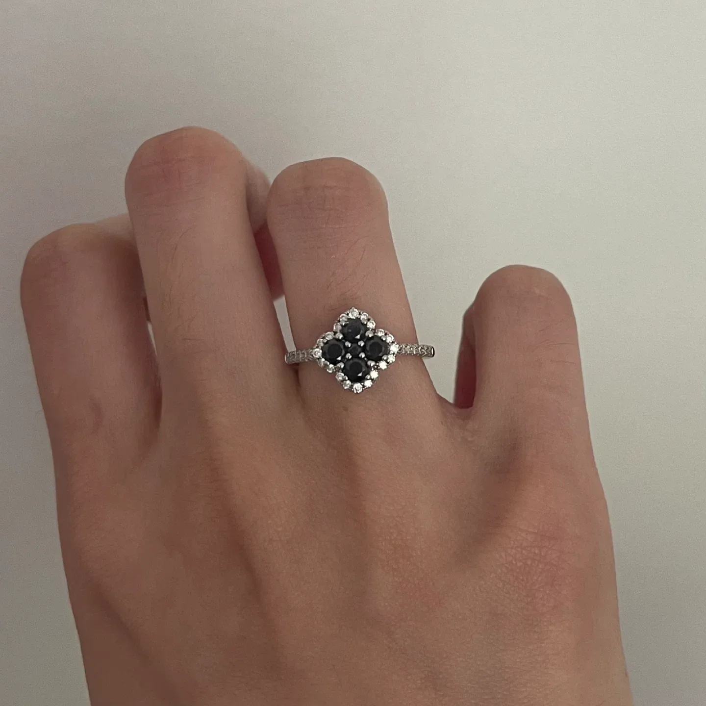 Black Diamond Moissanite Clover Pavé Set Ring image indicator(6)