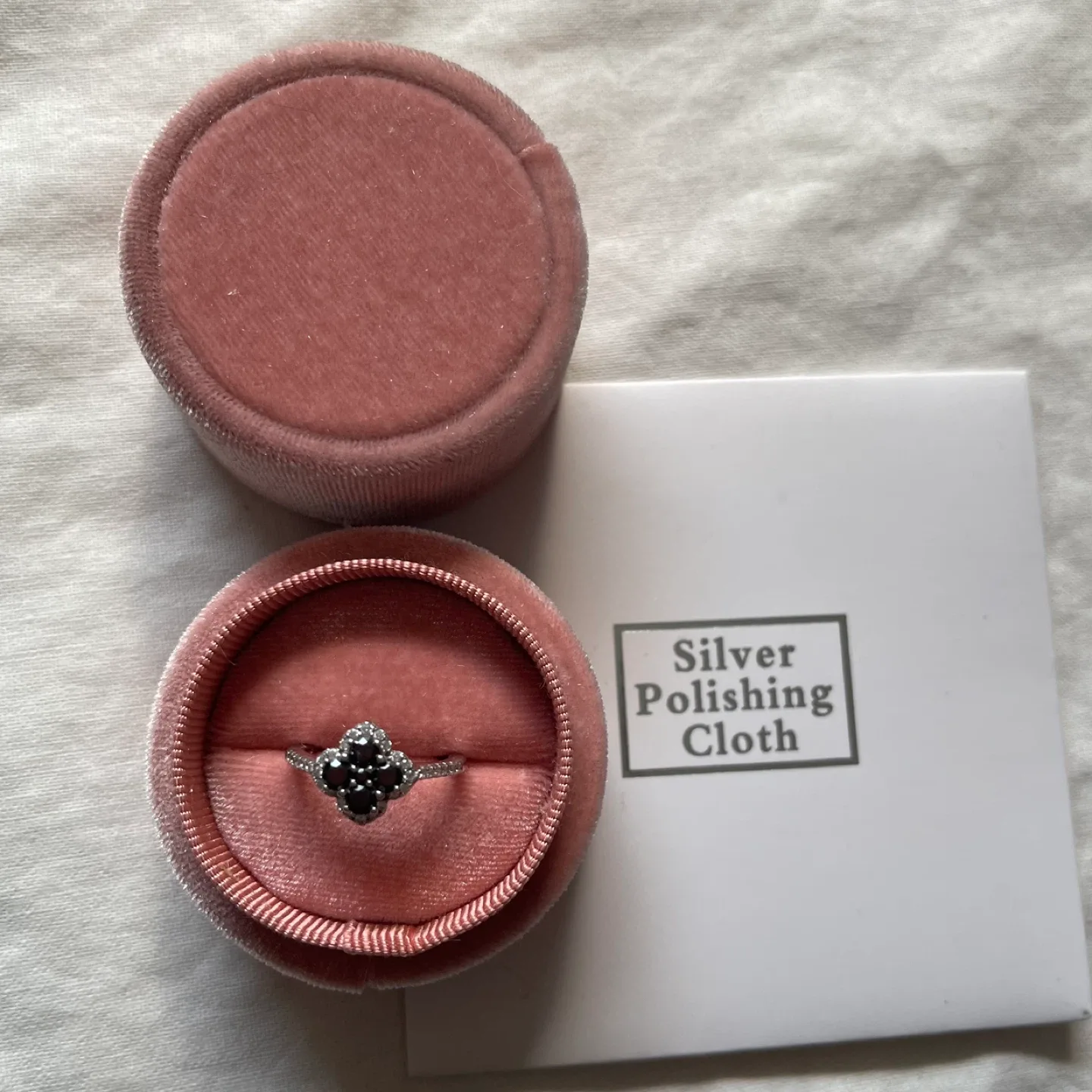 Black Diamond Moissanite Clover Pavé Set Ring image indicator(5)