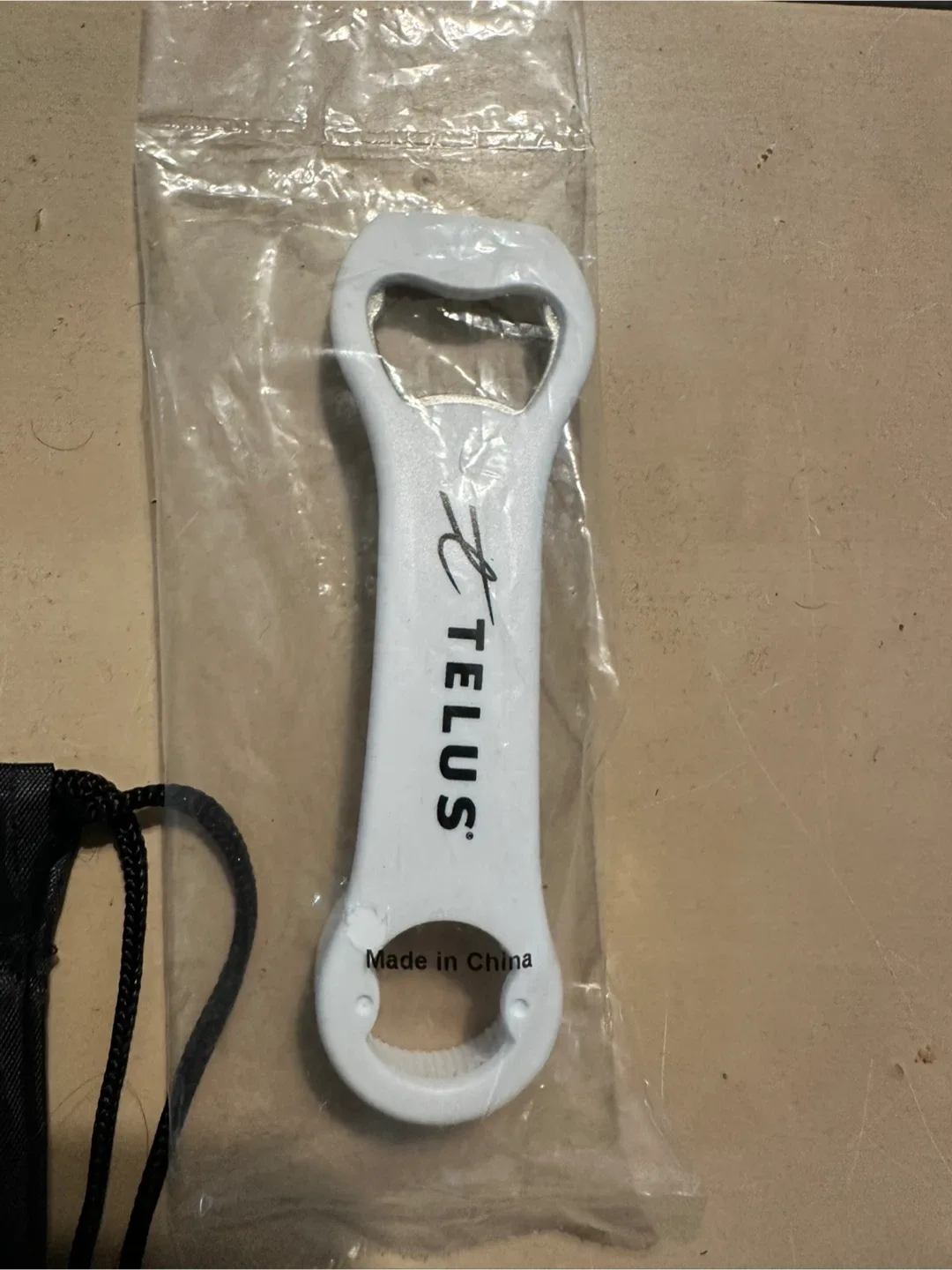 🥕 Telus bottle opener thumbnail