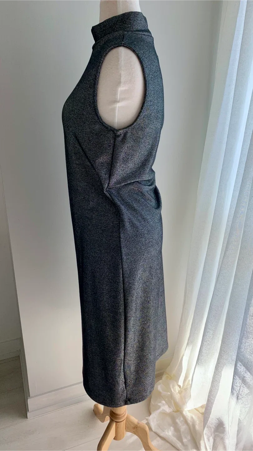 New GAP Graphite Grey Sleeveless Dress - Size Large image indicator(3)