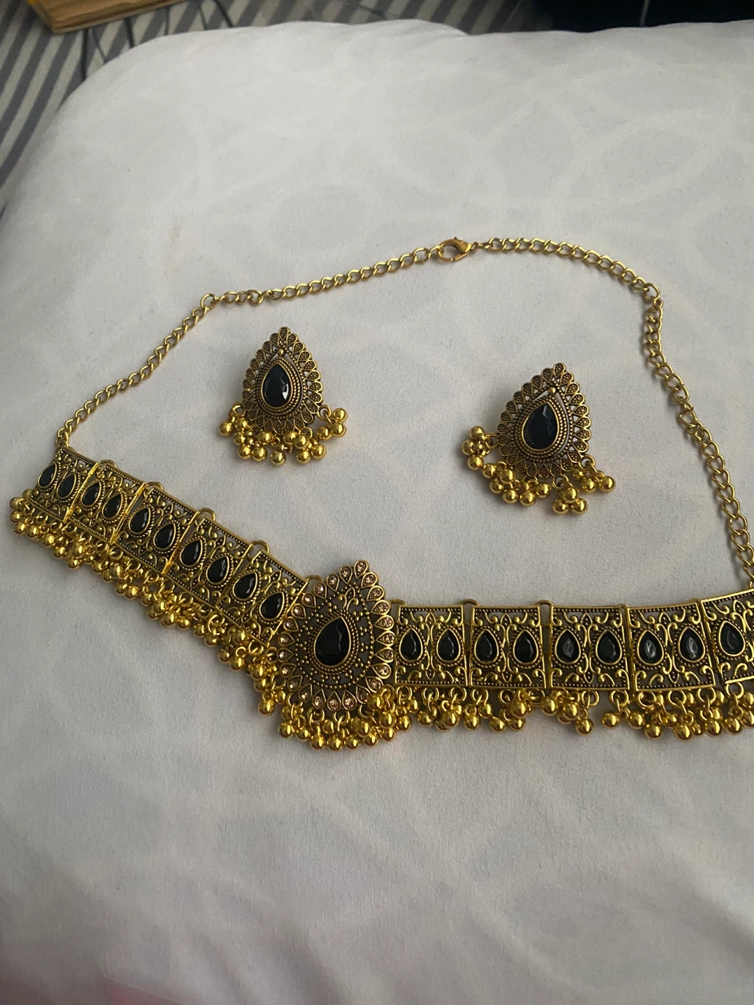 Gold Tone Necklace & Earring Set - photo 4
