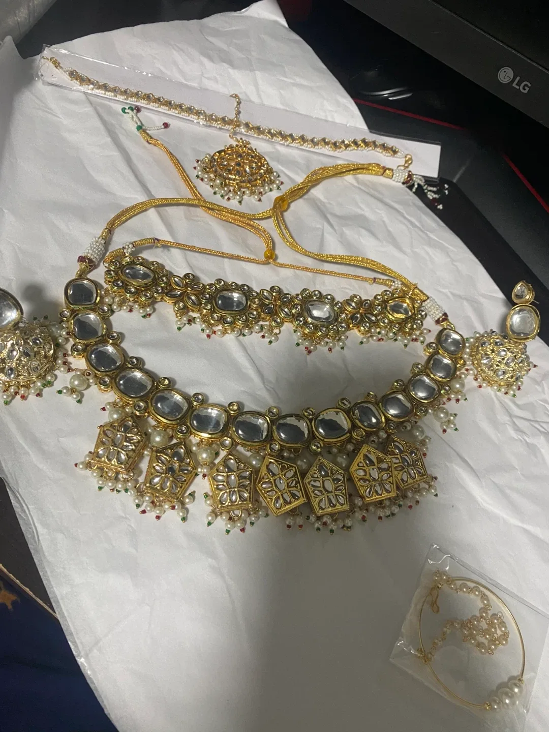 Indian/Pakistani Jewelry Set - Gold & Pearl thumbnail
