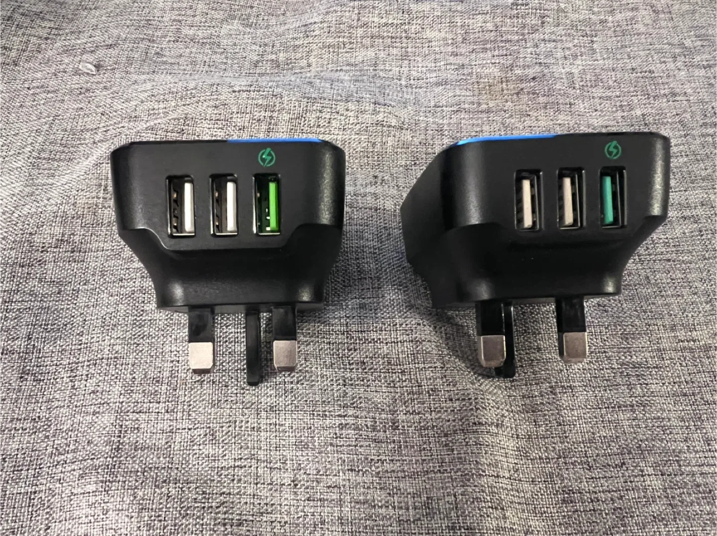 Abbott USB Smart Charger QC-028P - Like New! image indicator(3)