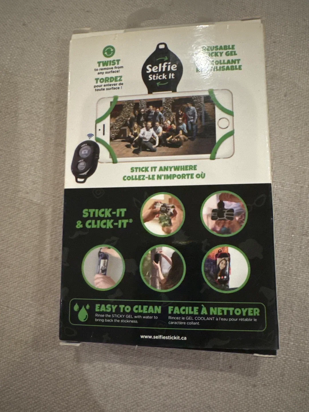 Selfie Stick-It Phone Mount - New in Box! image indicator(2)