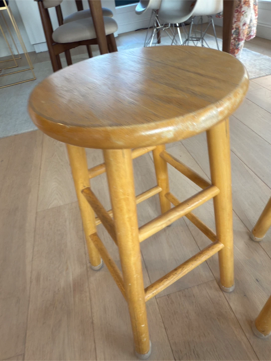 Wooden Bar Stool - photo 3