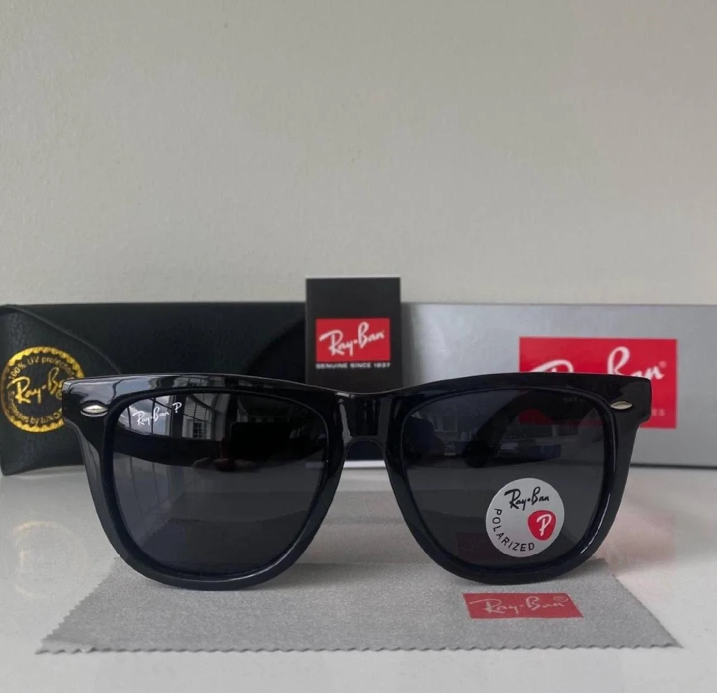 Ray-Ban Wayfarer Polarized Black Sunglasses With Case & Box thumbnail