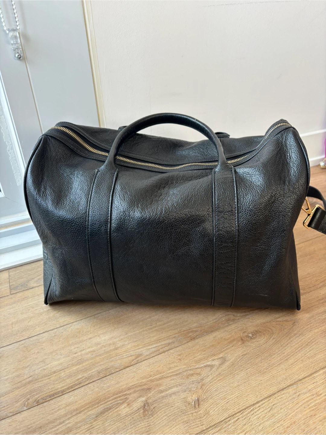 Genuine Leather Travel Duffel Bag - Black, excellent condition - photo 4