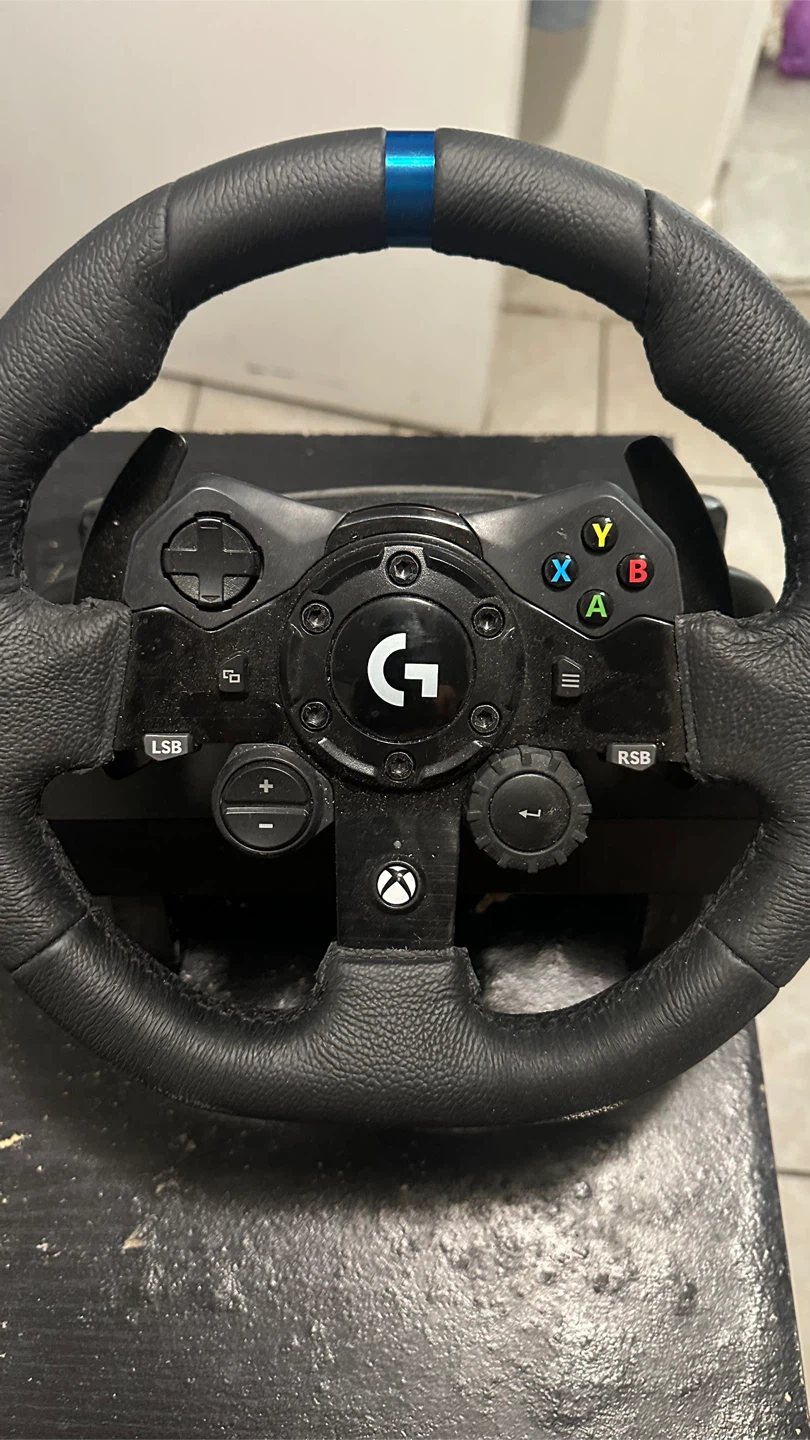 Logitech G923 Wheel + Pedals Xbox/PC - photo 2