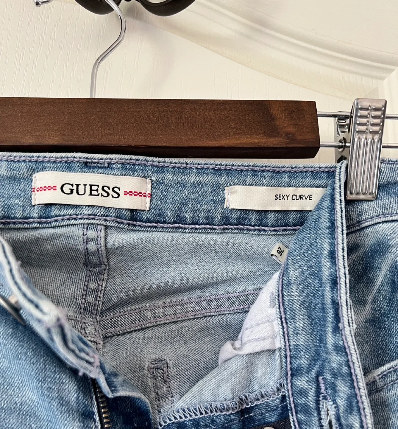 Guess Sexy Curve Light Wash Jeans image indicator(3)